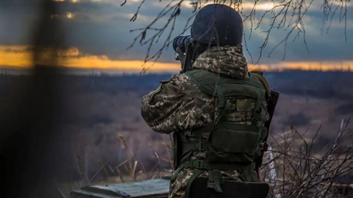 Сводки ООС: террористы усилили обстрелы, убит защитник Украины