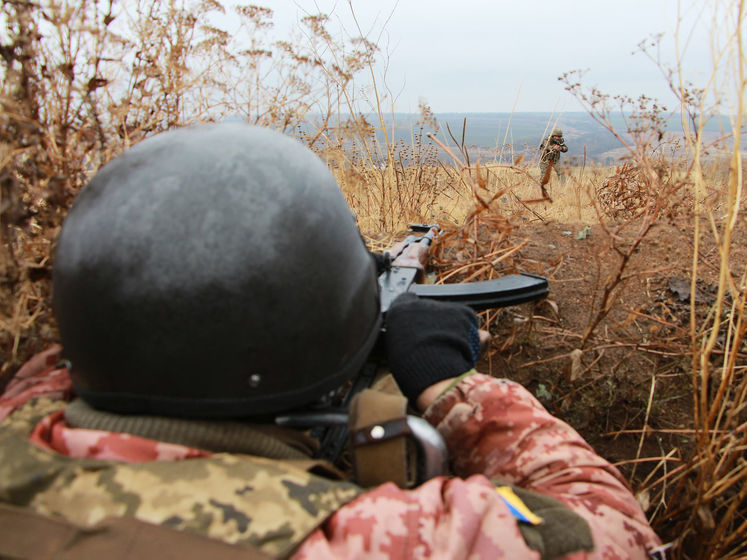Боевики на Донбассе трижды пытались сорвать перемирие