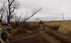 На Донбассе началось разведение войск